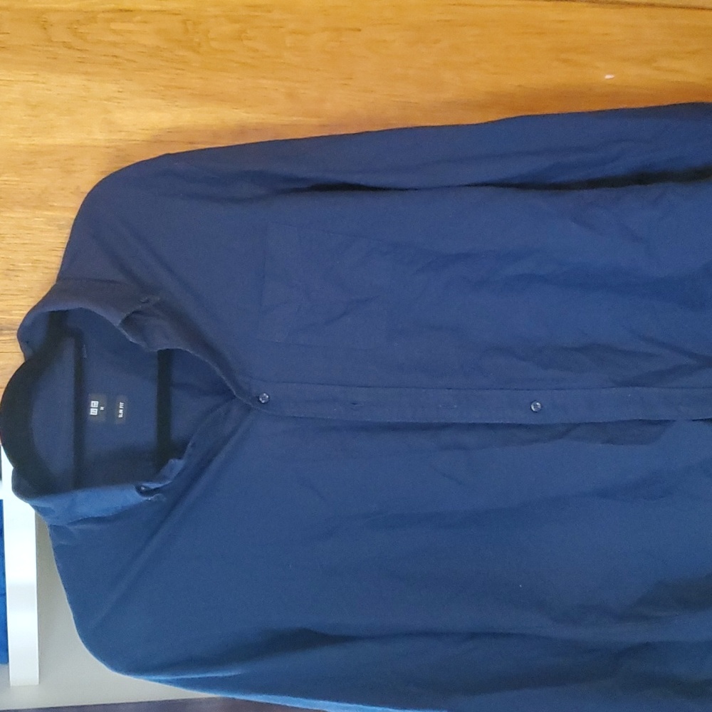 Mens M Slim fit Uniqlo button down